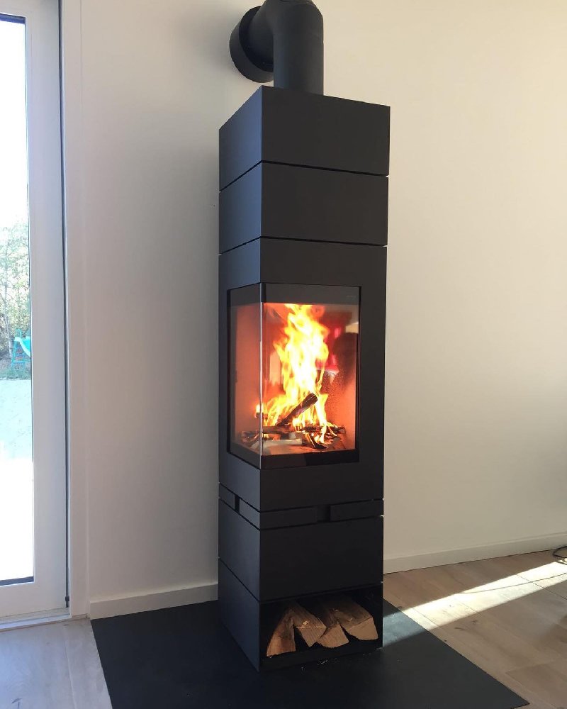 Wood-burning stove Skantherm Elements 400 angle - Carron-Lugon