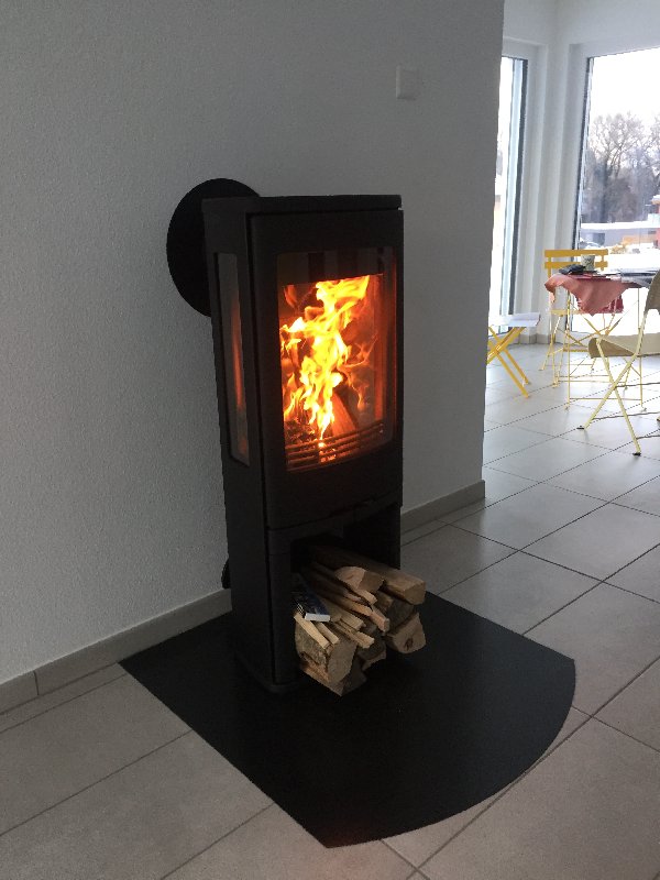 Contura 750 wood-burning stove - Carron-Lugon