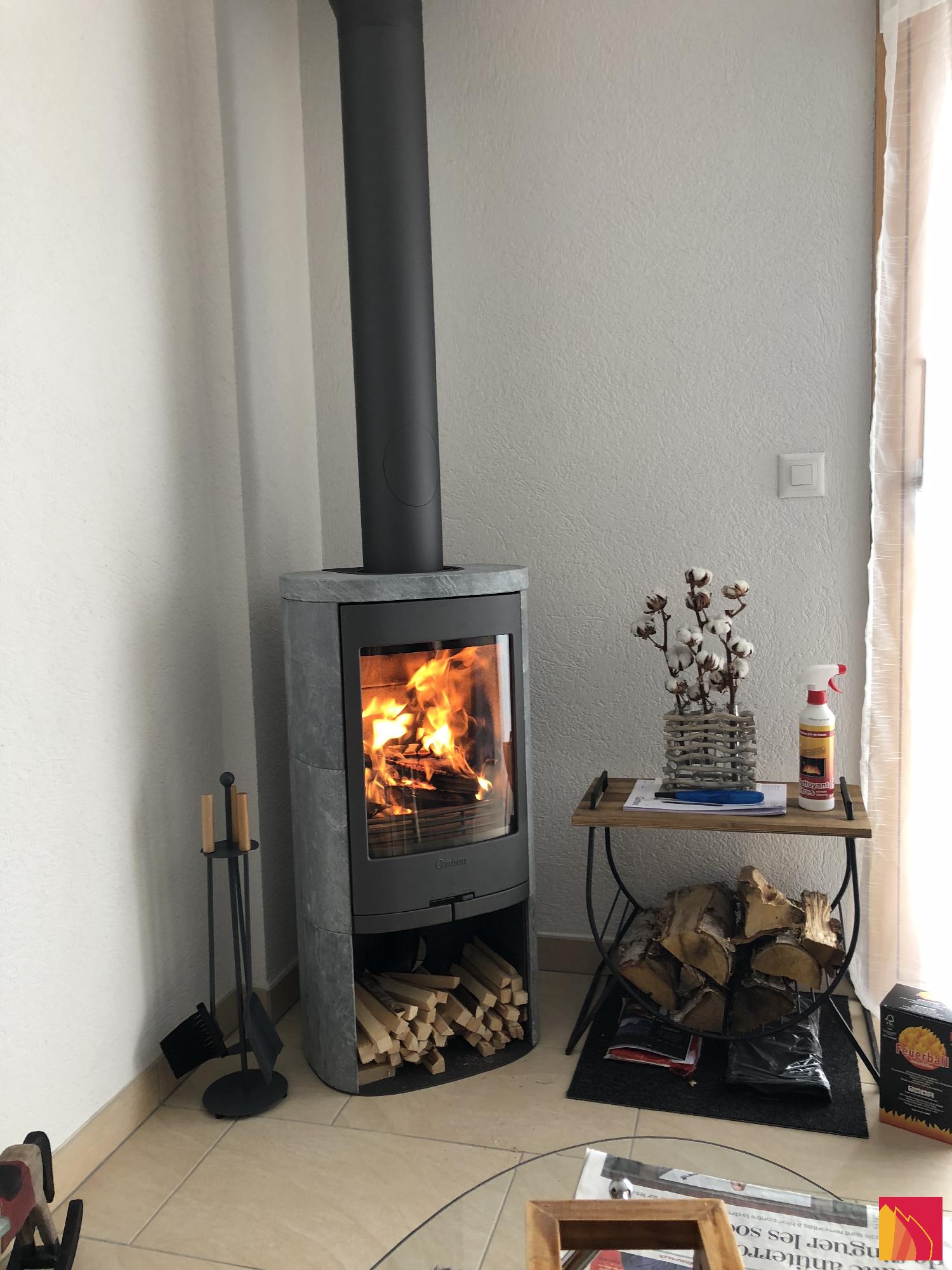 Contura 820T Poêle à bois avec pierre ollaire — free download