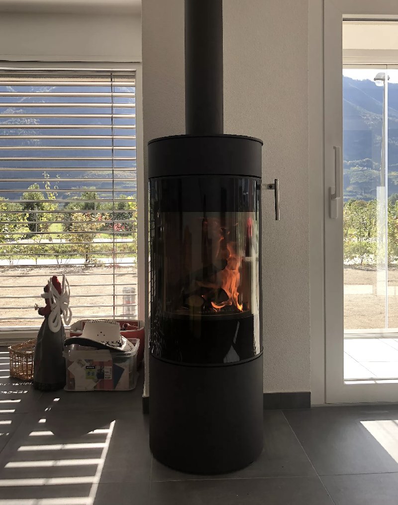 Attika Viva 120L Wood Stove - Carron-Lugon