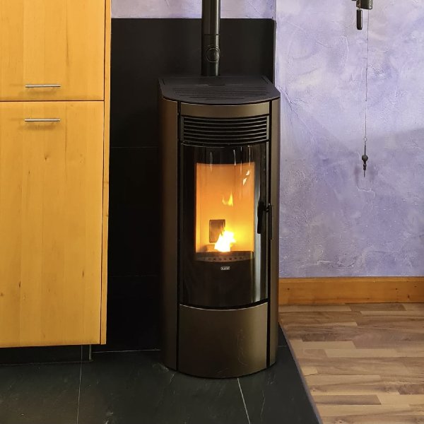 Klover Rea 100 Pellet Stove - Carron-Lugon