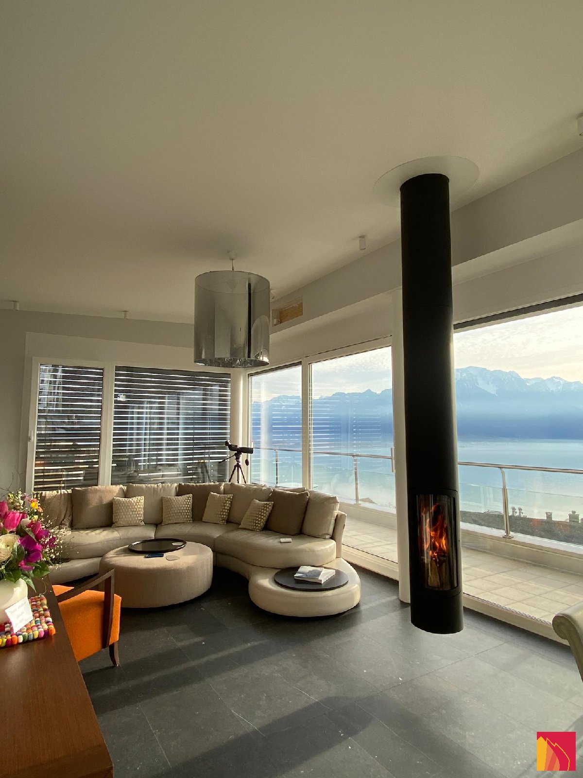 Focus Slimfocus suspended fireplace - Carron-Lugon
