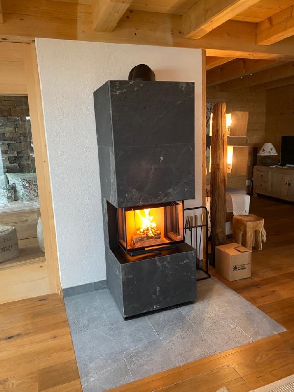 Tulikivi Palas wood burning stove - Carron-Lugon