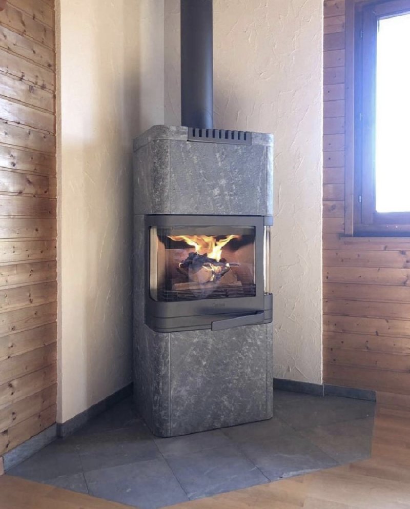 Replacing a chimney with a wood-burning stove - Carron-Lugon